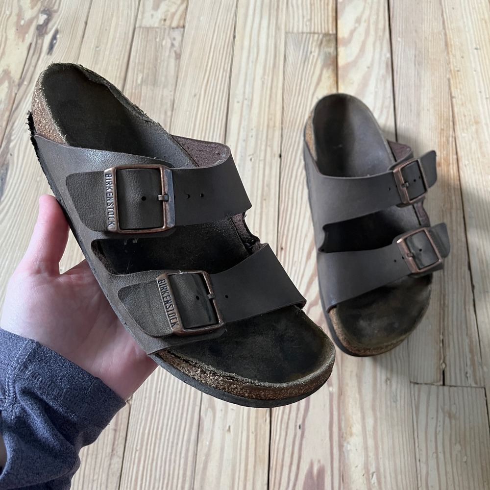 Birkenstock Arizona Sandals size 40 Brown Two Strap Buckle Slide Cork Footbed